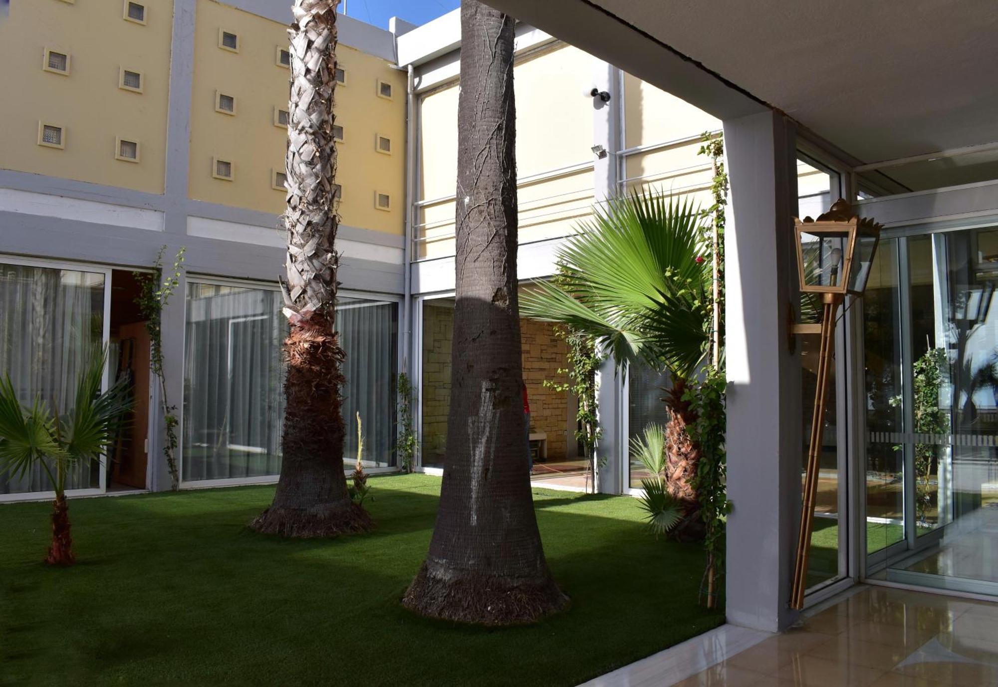 Hotel Theoxenia Mesolóngion Eksteriør bilde