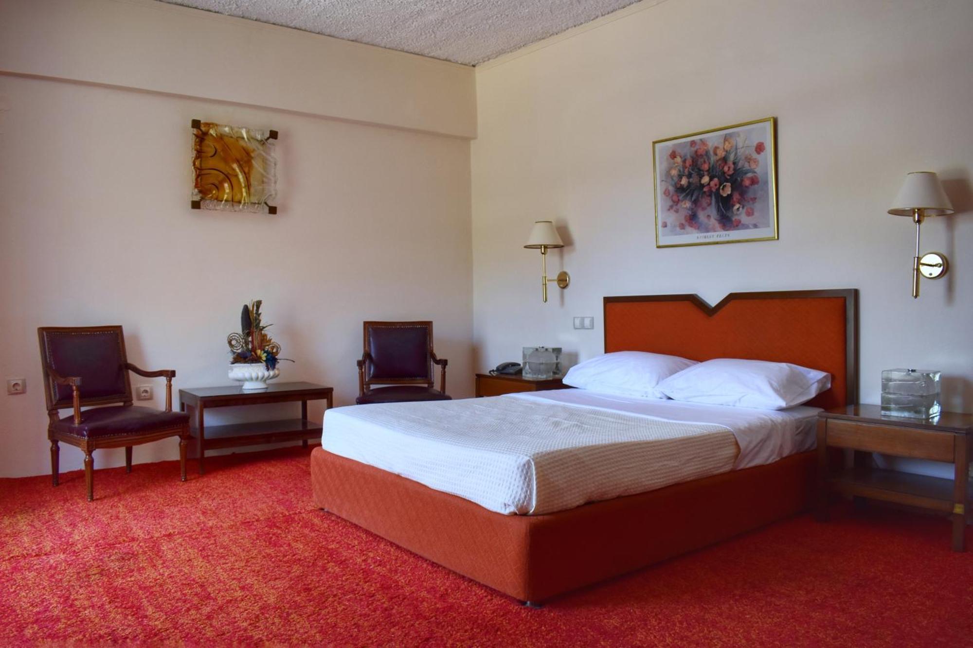 Hotel Theoxenia Mesolóngion Eksteriør bilde