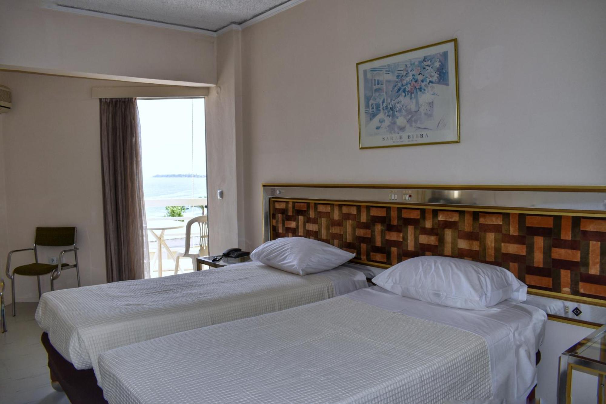 Hotel Theoxenia Mesolóngion Eksteriør bilde