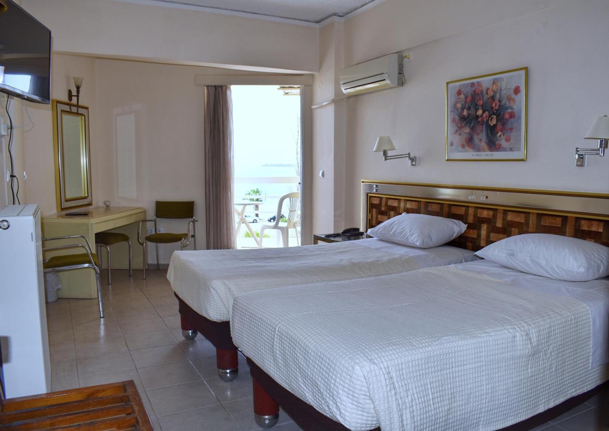 Hotel Theoxenia Mesolóngion Eksteriør bilde