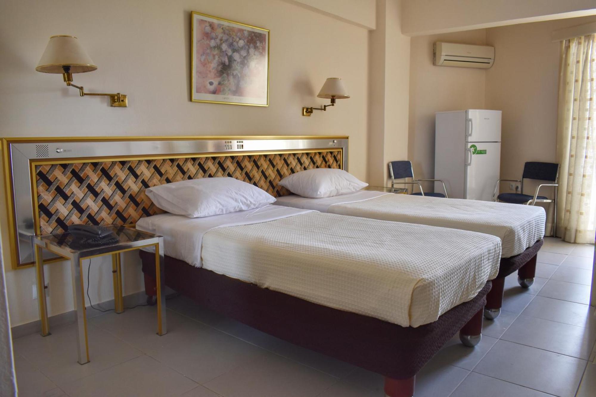 Hotel Theoxenia Mesolóngion Eksteriør bilde