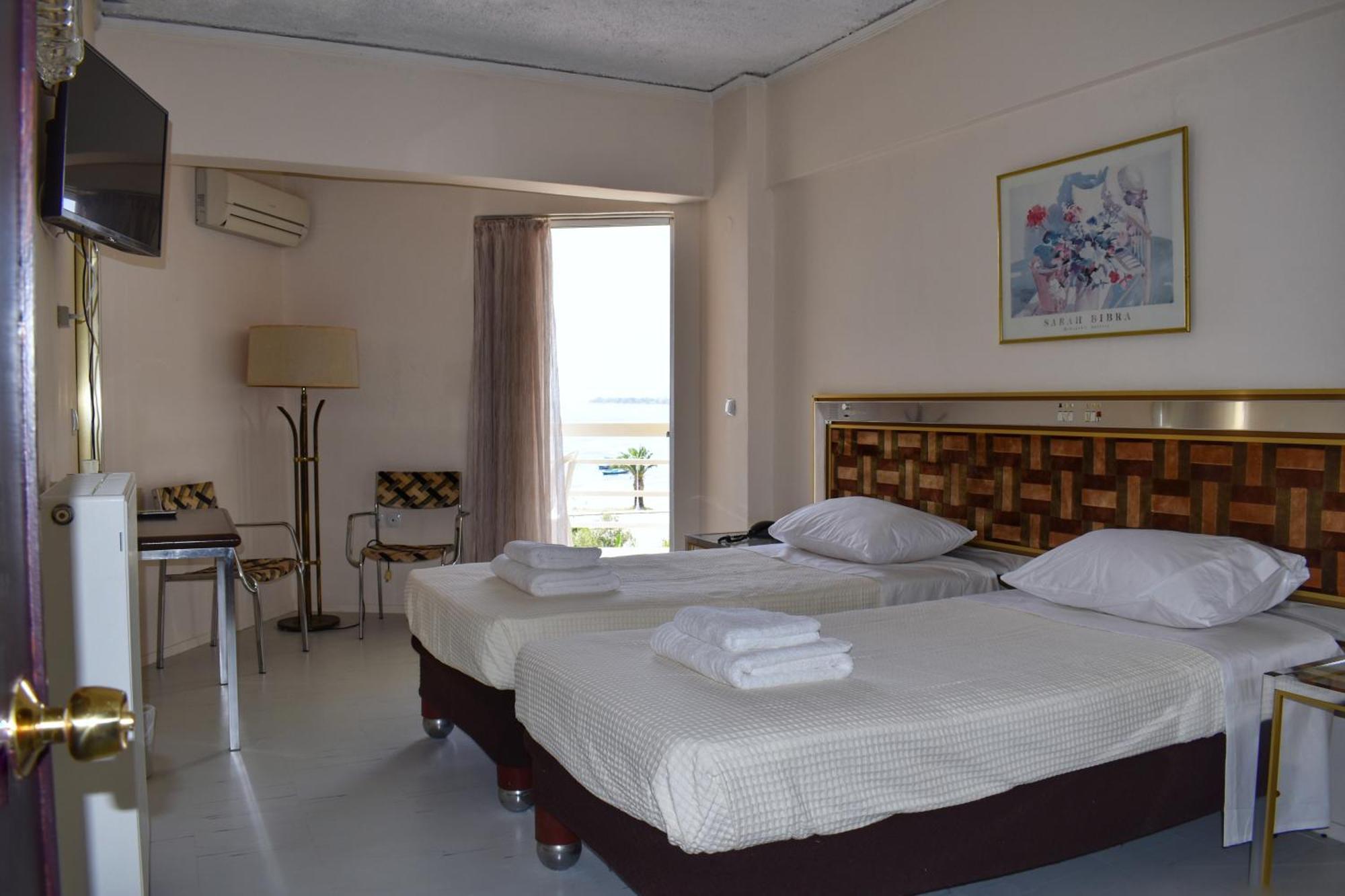 Hotel Theoxenia Mesolóngion Eksteriør bilde