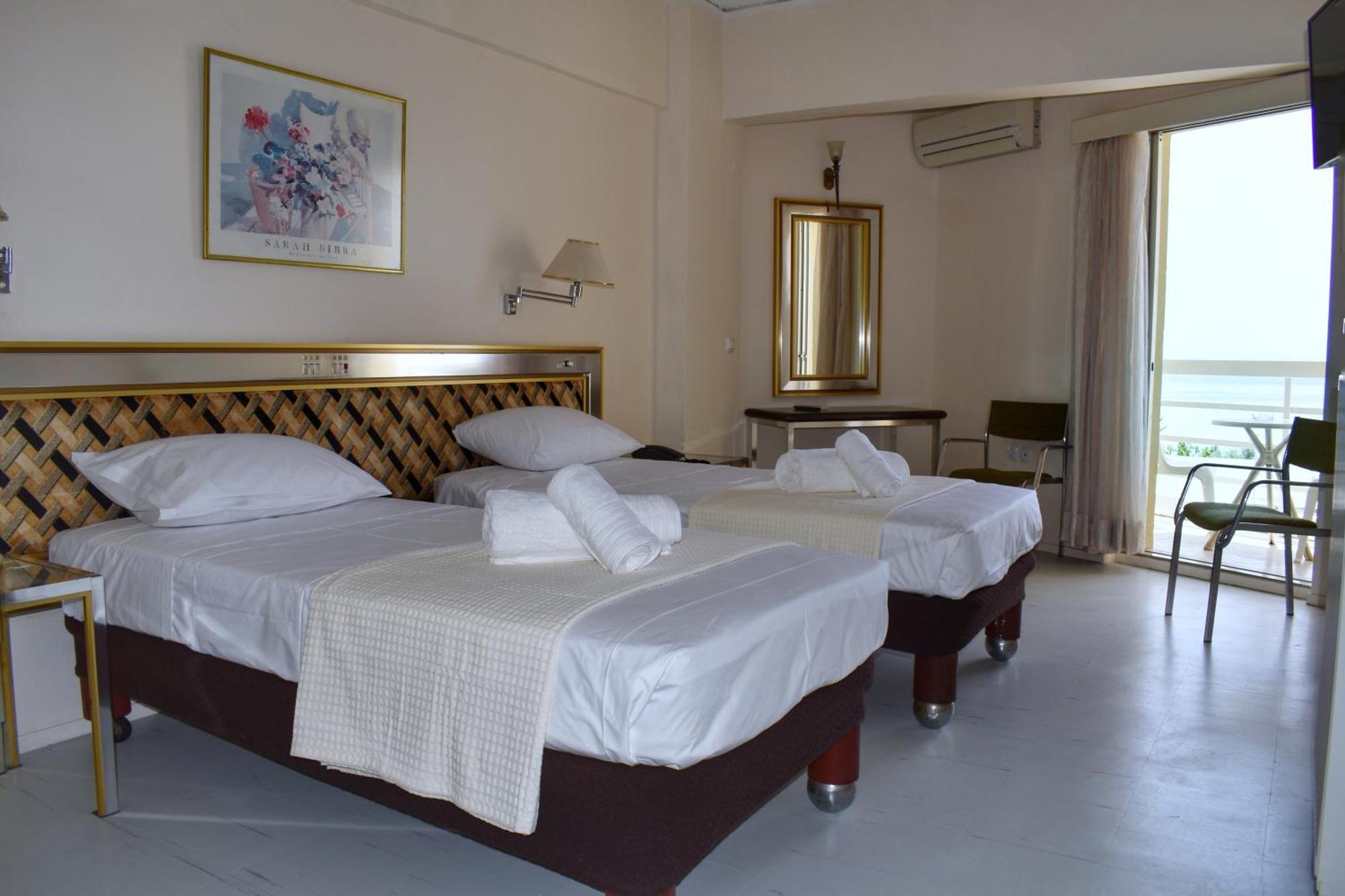 Hotel Theoxenia Mesolóngion Eksteriør bilde