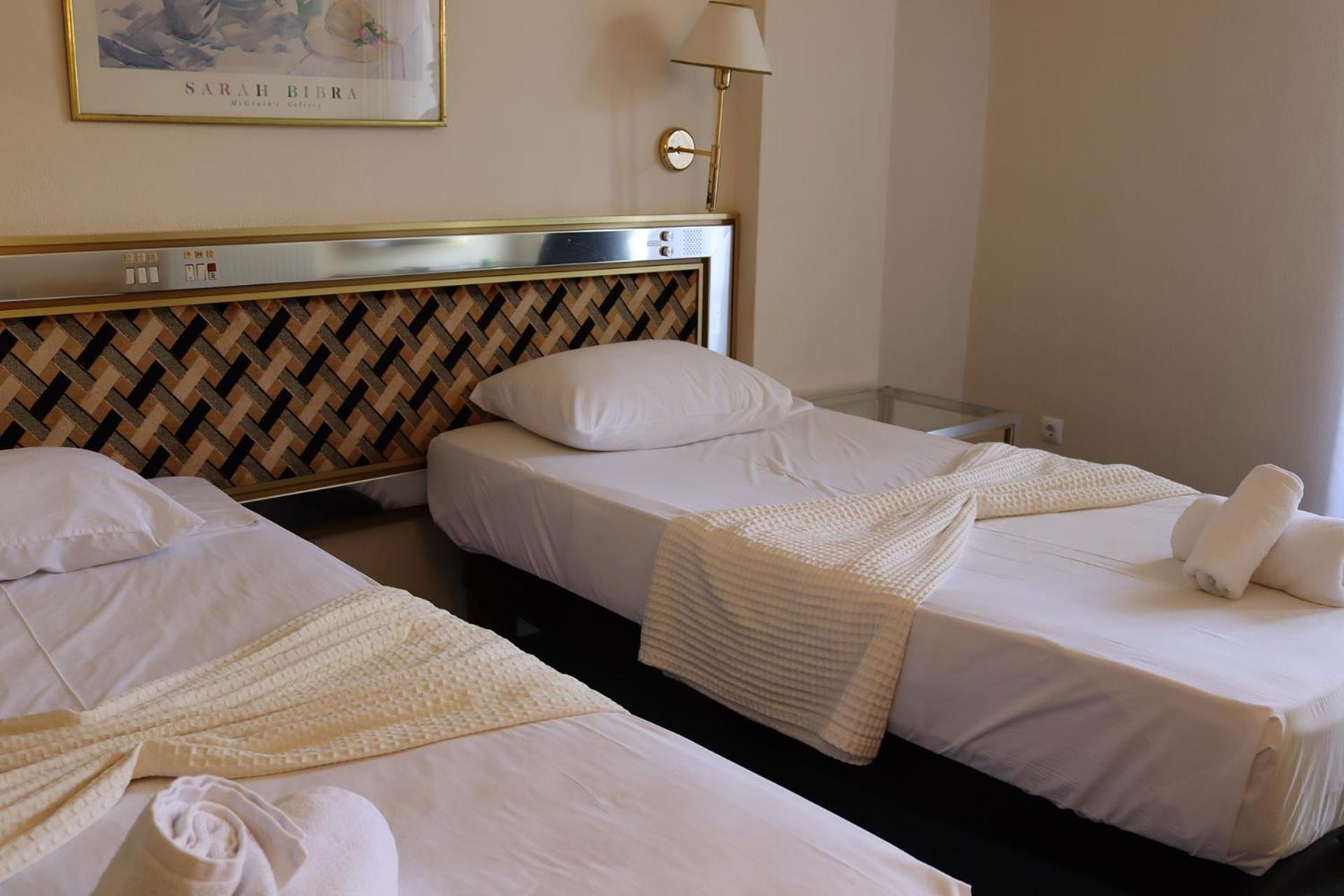 Hotel Theoxenia Mesolóngion Eksteriør bilde