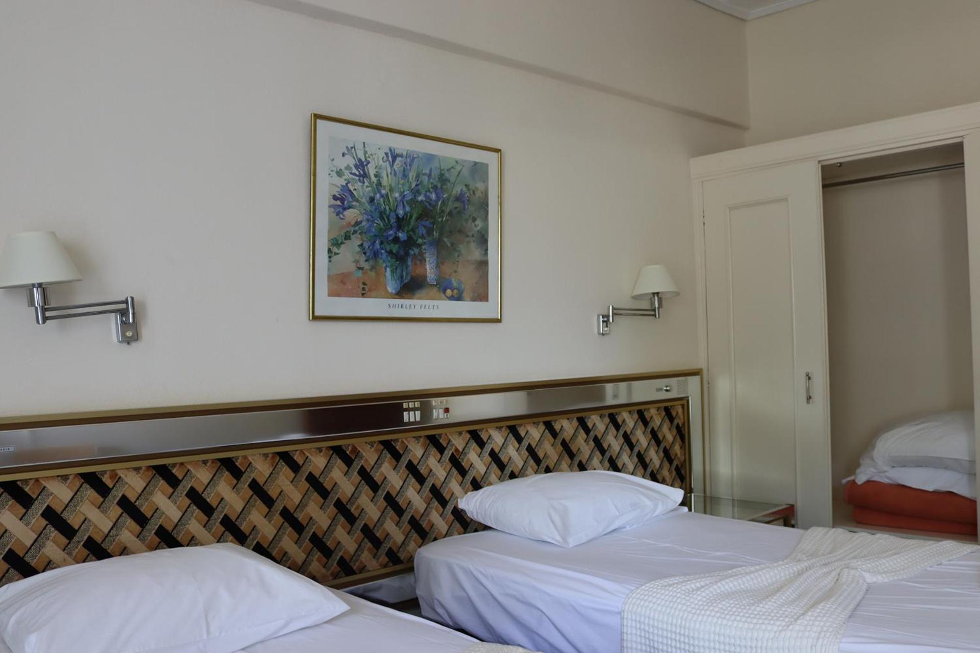 Hotel Theoxenia Mesolóngion Eksteriør bilde